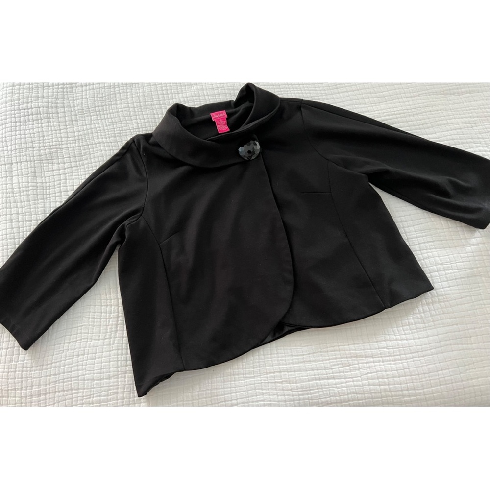 ⭐️ 3/$18⭐️ 1950s Black Swing Bolero with Three-Quarter Sleeves